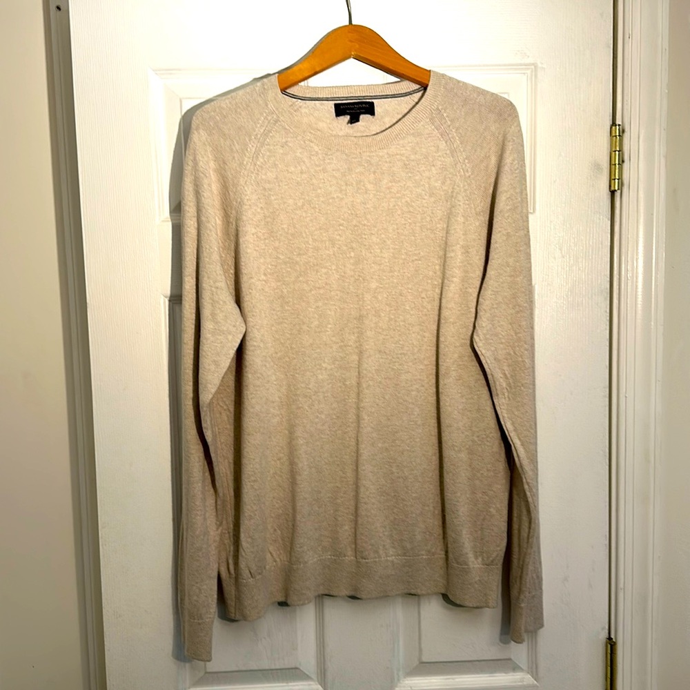 Banana Republic Men’s Cream 100% Wool Sweater
